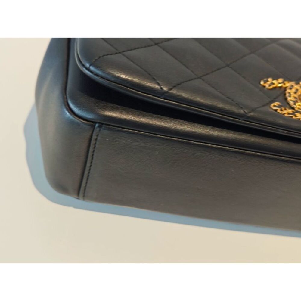 Chanel Women Pre-Loved Bag Very Good Condition - Picture 5 of 6
